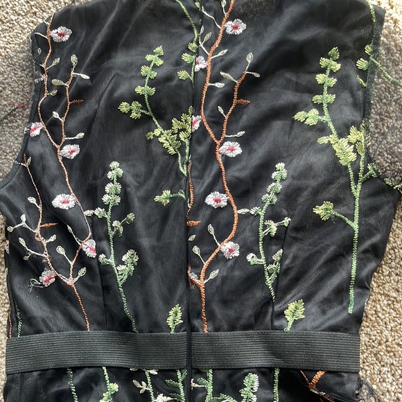 Black lace floral embroidered party dress - Picture 4 of 4